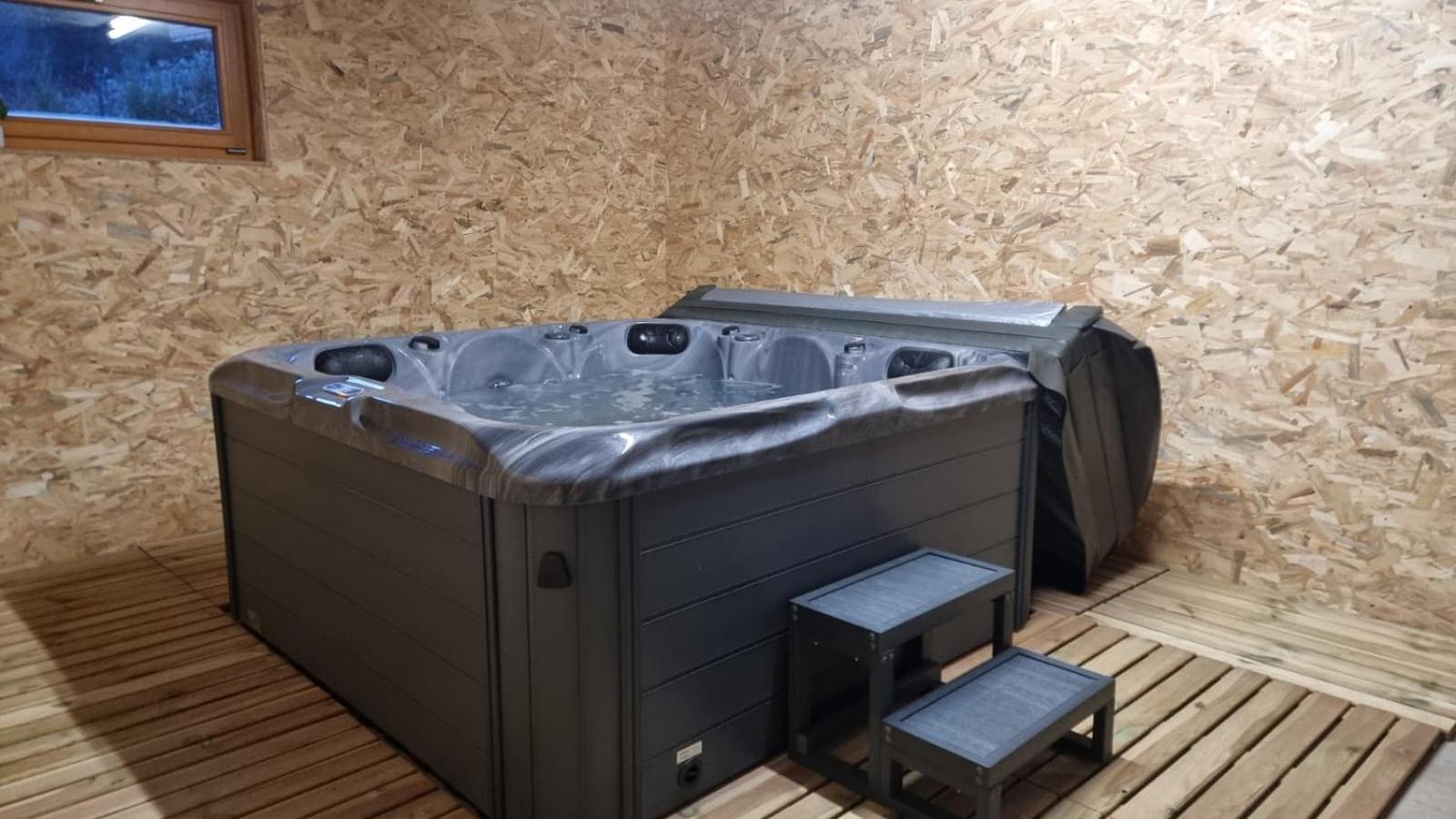 Les Randogodilleurs Avec Jacuzzi A 2Kms Des Pistes Et 350M Du Theatre Du Peuple ! Villa Bussang Exterior photo