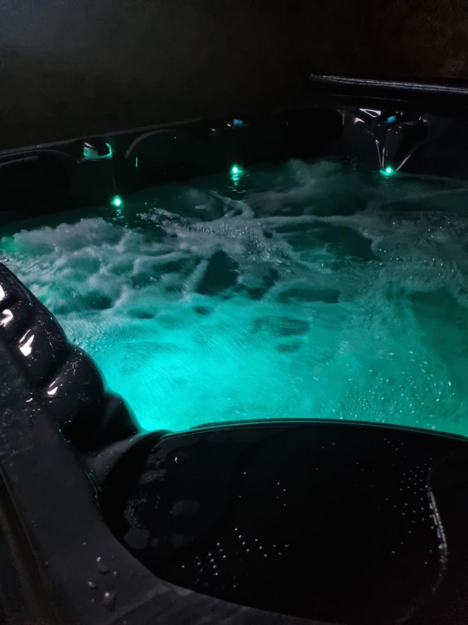 Les Randogodilleurs Avec Jacuzzi A 2Kms Des Pistes Et 350M Du Theatre Du Peuple ! Villa Bussang Exterior photo